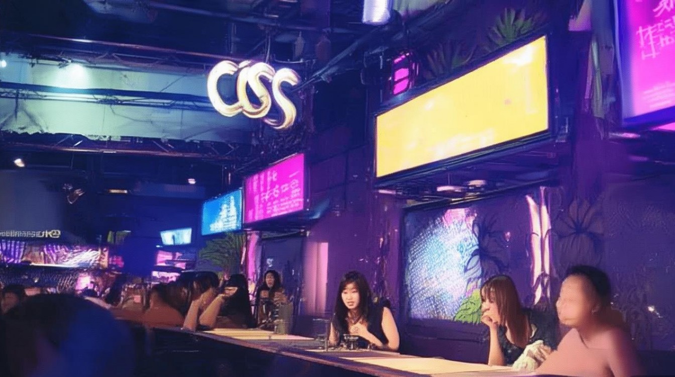 CSS制作三角形，是简单技巧还是隐藏深意？30字内探究技巧奥秘！